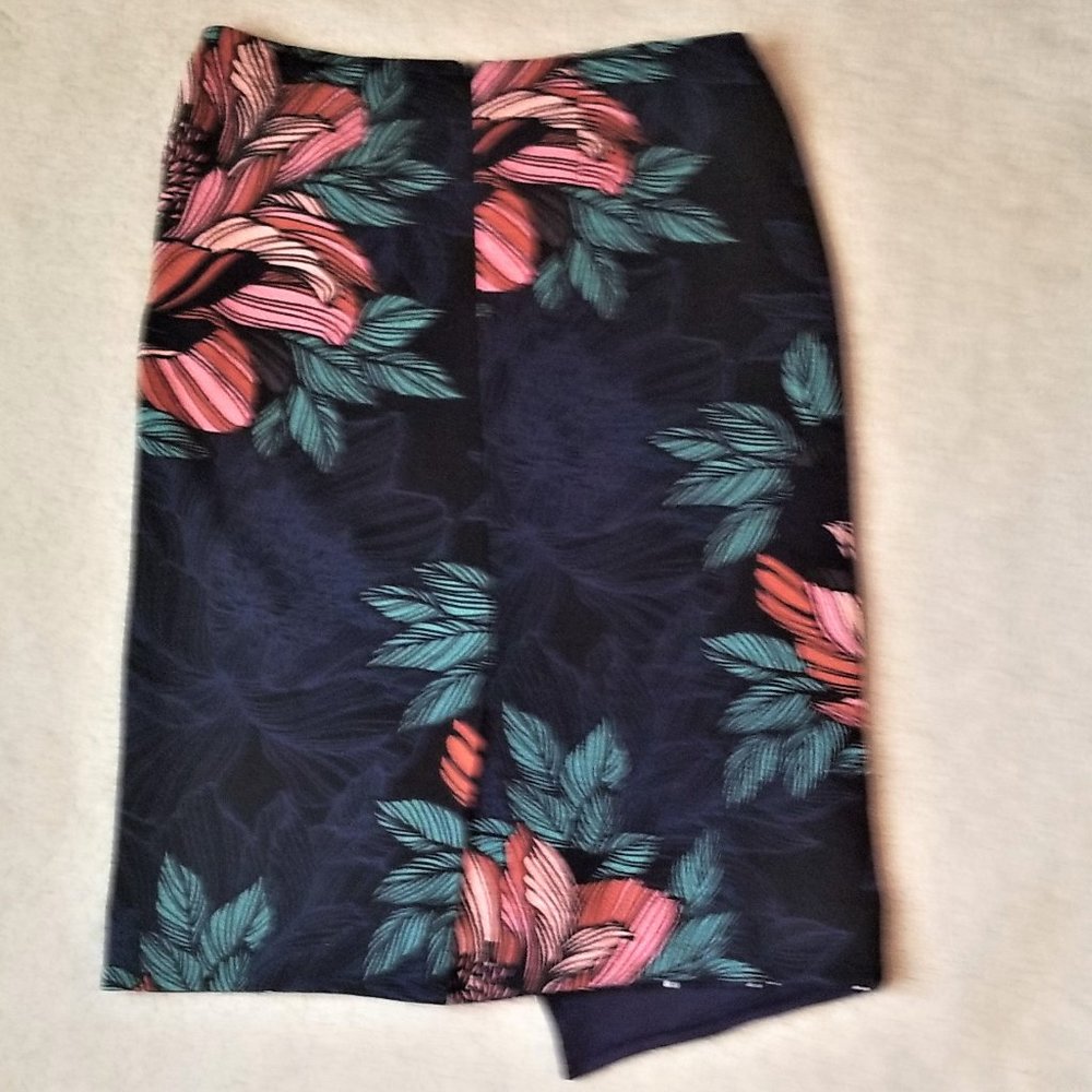 MAEVE Anthropologie Faux Wrap Pencil Skirt Navy Floral 6 - Picture 2 of 6